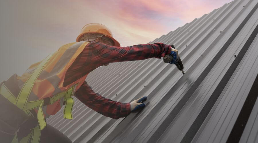 Professional gutter cleaning in Saffell, AR